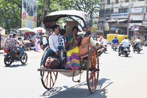 कोल्हापुरातील रिक्षाचालकांचे बंद आंदोलन