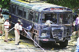 बंगळुरूत भाजप कार्यालयाजवळ स्फोट