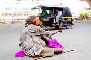 खूनसत्रानंतर कोल्हापुरात भिका-यांविरुद्ध मोहीम