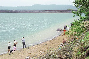 पाणी योजनांचा ‘दुष्काळात तेरावा महिना…’