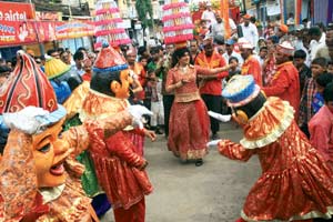 सांगलीत तब्बल तीस तास मिरवणूक