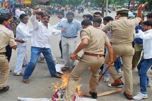 मुजफ्फरनगर दंगलग्रस्तांशी ‘आयएसआय’चा संबंध नाही