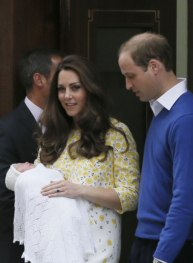 वडील व डय़ुक ऑफ केंब्रिज युवराज विल्यम्स यावेळी उपस्थित होते.