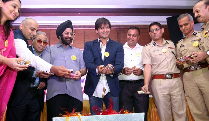 तंबाखूविरोधात ‘ठेका’