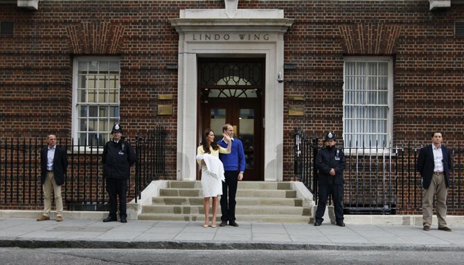 फोटोः राजघराण्यातील ‘नन्ही परी’!