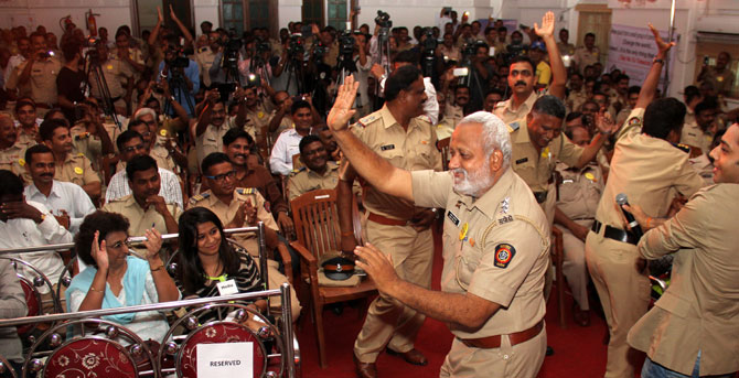 तंबाखूविरोधात ‘ठेका’