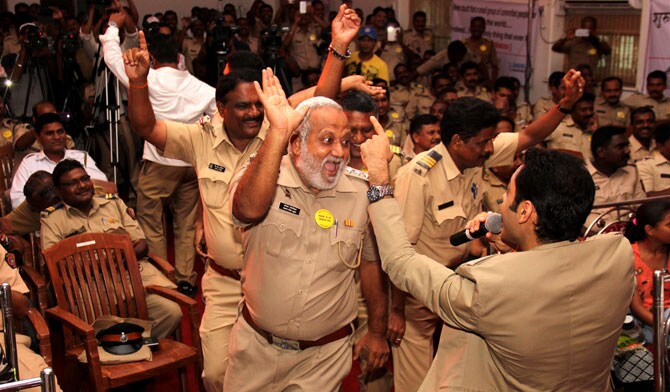 तंबाखूविरोधात ‘ठेका’