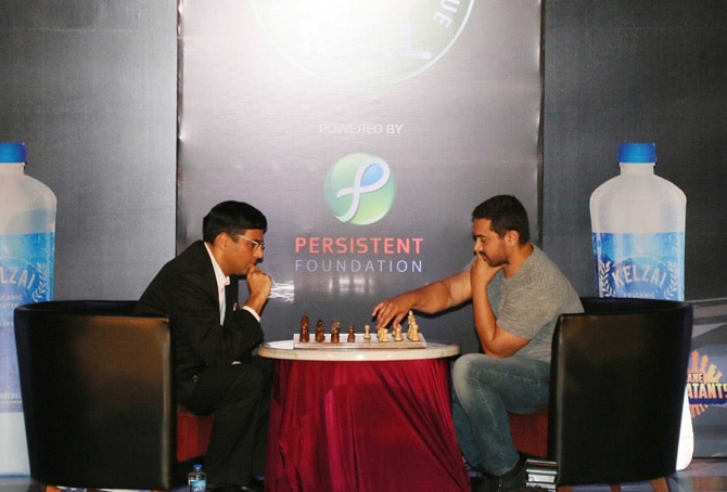 मि.परफेक्टशनिस्ट आणि चेस किंग आमने सामने