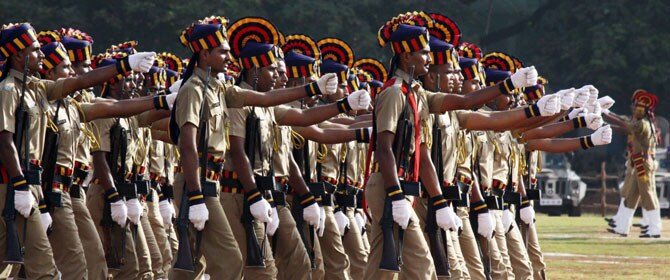 शानदार संचलन