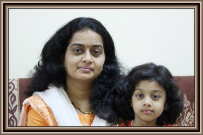 मुग्धा आणि नेहा पानवलकर