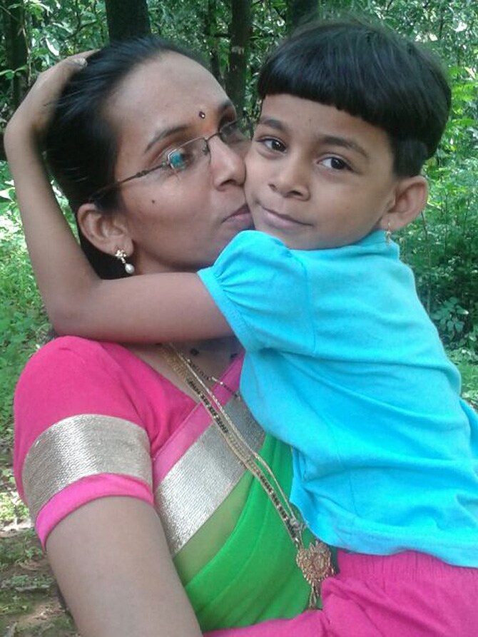 प्रसिद्धी आणि अन्वेषा कदम