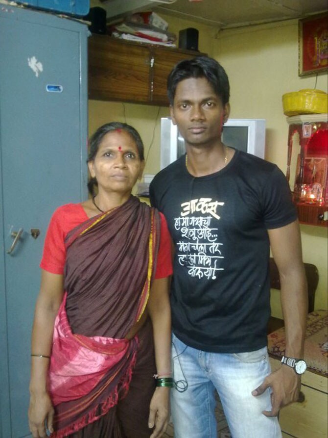 सरोज आणि राकेश बेडगे