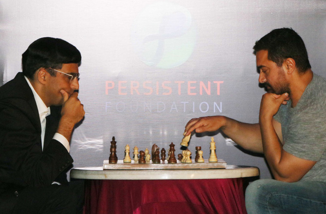 मि.परफेक्टशनिस्ट आणि चेस किंग आमने सामने