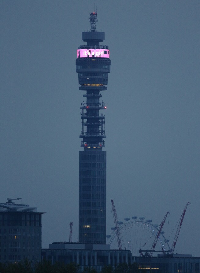 फोटोः राजघराण्यातील ‘नन्ही परी’!