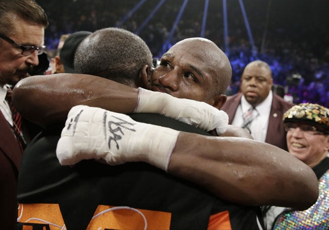 बॉक्सिंग विश्वाचा महानायक ‘मेवेदर’!