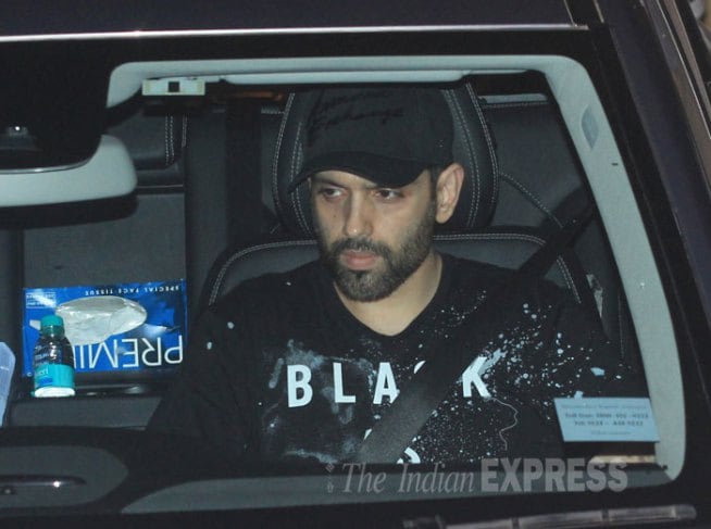 सोनाक्षीचा भाऊ कुश सिन्हा