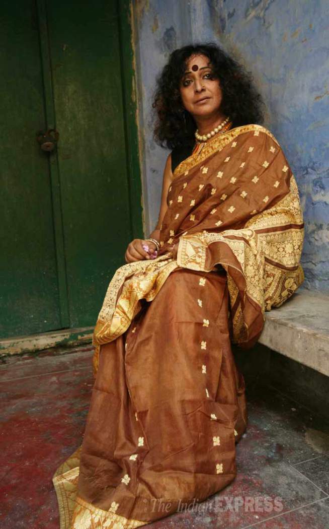 मी माझे काम प्रामाणिकपणे करत राहिले. आपले काम सचोटीने आणि आत्मीयतेने केल्यावर लोकही तुमच्याबद्दल आदर व्यक्त करायला लागतात, हे मला जाणवले, असे मनाबी यांनी सांगितले. (छायाः शुभम दत्ता)