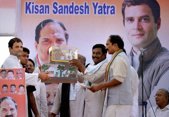 राहुल गांधी यांची तेलंगण पदयात्रा