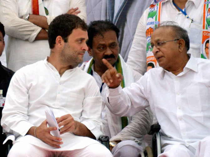 राहुल गांधी यांची तेलंगण पदयात्रा