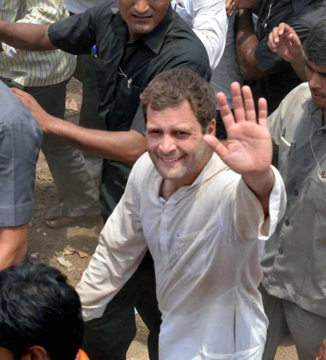 राहुल गांधी यांची तेलंगण पदयात्रा