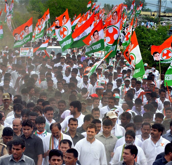 राहुल गांधी यांची तेलंगण पदयात्रा