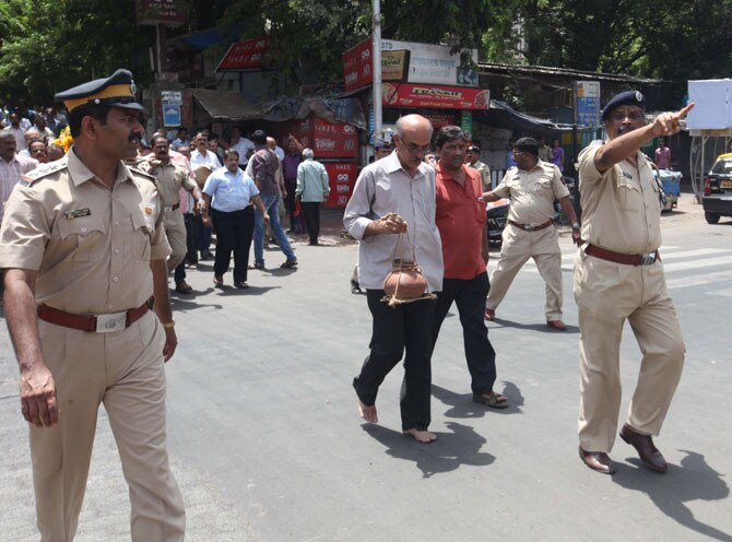 जोशी यांच्यावर लीलावती रुग्णालयात उपचार सुरु होते, मात्र त्यादरम्यानत त्यांचा मृत्यू झाला. (छायाः प्रदीप दास)