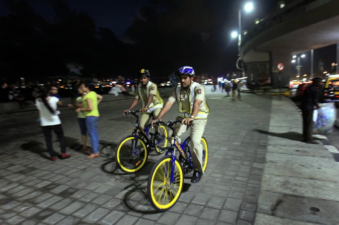 मरिनड्राईव्ह, गेट वे ऑफ इंडिया, गिरगाव, वरळी सी फेस, शिवाजी पार्क, वांद्रे आणि जुहू येथील समुद्रकिनाऱ्यांवर गस्त घालण्यात येणार आहे. (छाया- वसंत प्रभू)