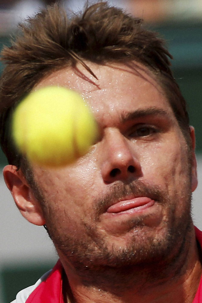 अतिशय उत्कंठापूर्ण झालेल्या या लढतीत वॉवरिन्काने पहिला सेट गमावल्यानंतर सव्‍‌र्हिस व परतीचे फटके यावर सुरेख नियंत्रण मिळवत विजयश्री खेचून आणली.