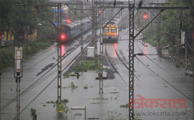 (छायाः गणेश शिर्सेकर)