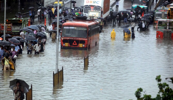 (छायाः गणेश शिर्सेकर)