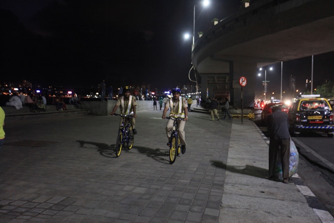 सध्या हा प्रकल्प प्रायोगिक स्तरावर राबविण्यात येत असल्याची माहिती पोलीस दलातर्फे देण्यात आली आहे. (छाया- वसंत प्रभू)