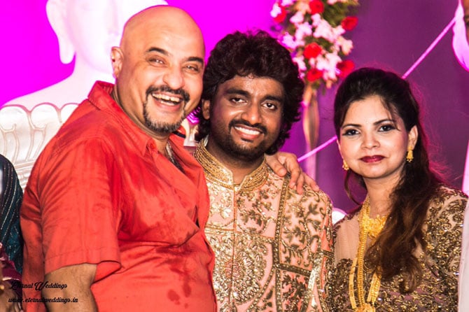 गायक आदर्श शिंदेंचा विवाहसोहळा