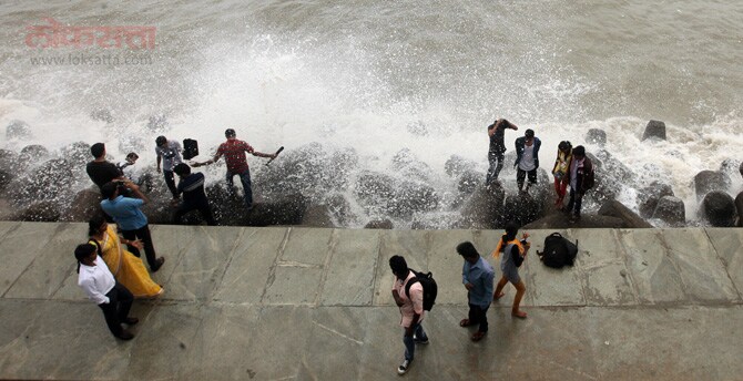 उत्साहाच्या लाटांना उधाण