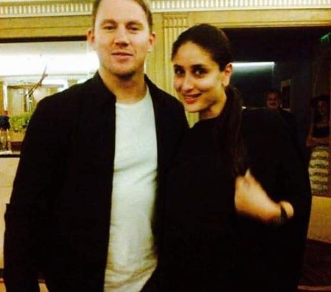 या हॉलीवूड अभिनेत्यासह फोटो काढताना करिना फार आनंदात दिसत होती.