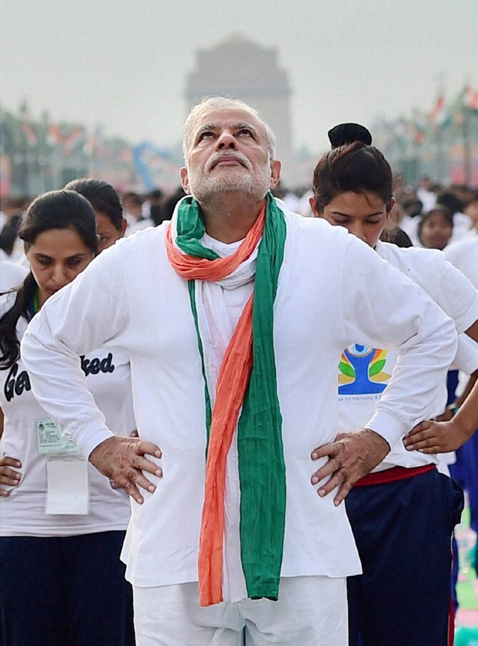 गिनेस बुक ऑफ वर्ल्ड रेकॉर्ड्सचे उपाध्यक्ष मॅक्रो फ्रिगाटी यांनी संयुक्त राष्ट्रांच्या न्यूयॉर्क येथील मुख्यालयात ही घोषणा केली. (छाया-पीटीआय)