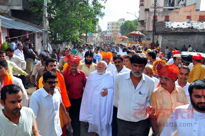 विविध धार्मिक संस्थांनी यात्रेत सहभाग नोंदवला. (छायाः मयूर बारगजे)