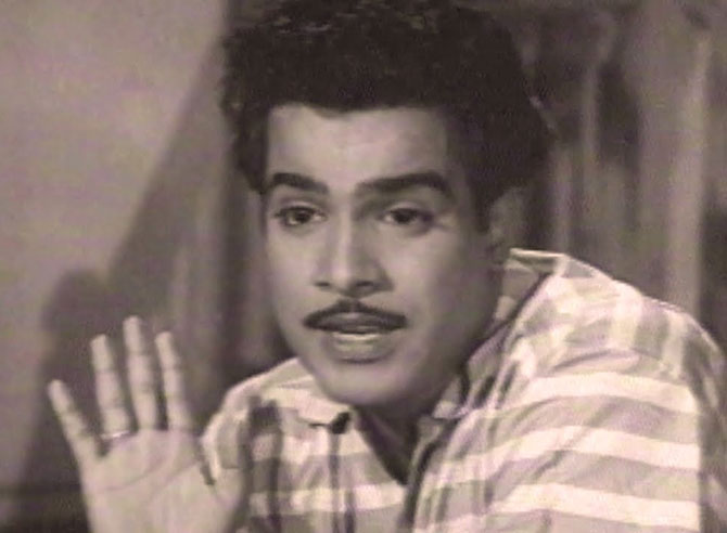 मराठी चित्रपटसृष्टीतील सुप्रसिद्ध अभिनेता अरुण सरनाईक यांचाही भीषण अपघातात मृत्यू झाला होता.