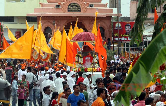 (छायाः दीपक जोशी)