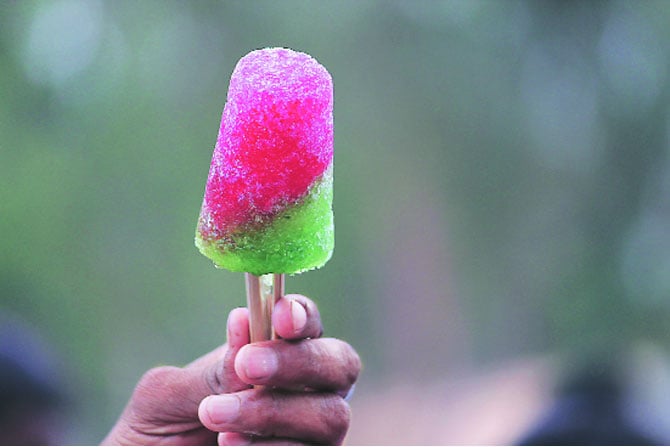 बर्फाचा गोळा – एक आठवण
