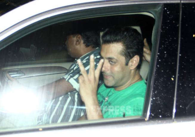 ‘बजरंगी भाईजान’च्या स्क्रिनिंगला बॉलीवूडकरांची मांदियाळी