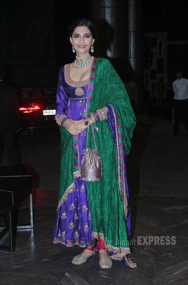 शाहिद-मीराच्या रिसेप्शनला बॉलीवूडकरांची मांदियाळी