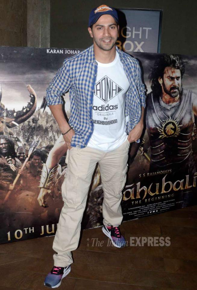 ‘बाहुबली’च्या स्क्रिनिंगला संगीता बिजलानीसह सलमान