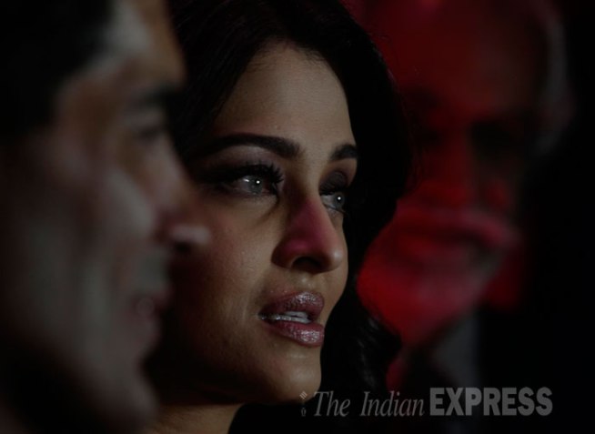 सौंदर्यवती ऐश्वर्याचे रॅम्पवर पुनर्पदार्पण