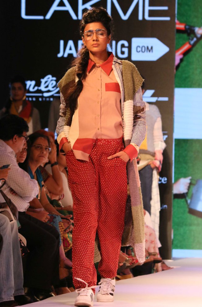 लॅक्मे फॅशन वीक- २०१५