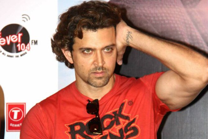 पहिल्या चित्रपटापासूनच अनेक युवती हृतिकच्या फिटनेसच्या चाहत्या आहेत.हृतिकचा फिटनेस दर्शवणारा त्याचा बायसेप .