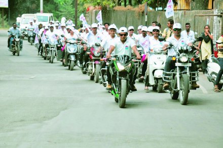 वाशी येथील सेंटर वन मॉल येथे रविवारी सकाळी पोलीस आयुक्त अरविंद साळवे यांनी या रॅलीला हिरवा झेंडा दाखवत चाय अ‍ॅण्ड पकोडा ब्रेकफास्ट रॅलीला सुरुवात झाली.