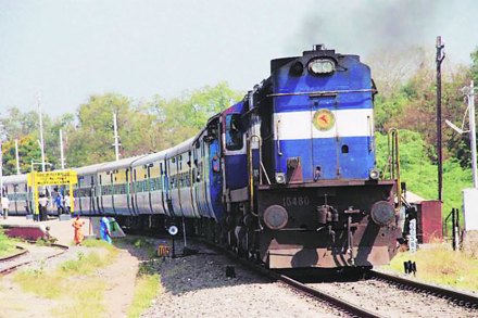 cash stolen from train, salem chennai