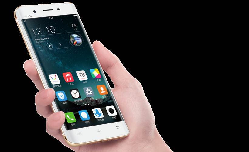 Vivo चा बहुचर्चित Xplay5 हा स्मार्टफोन नुकताच चीनच्या बाजारपेठेत दाखल झाला. ६ जीबीची रॅम असणारा पहिला स्मार्टफोन आहे. (छाया- विवो)