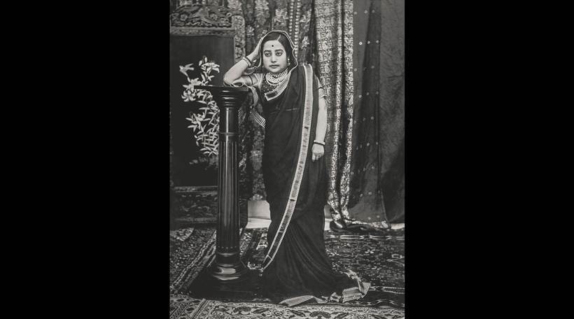 पुर्वाश्रमी सातारच्या घराण्याशी संबंधित असलेल्या ग्वाल्हेच्या महाराणी चिंकु बाई राजे सिंधिया
