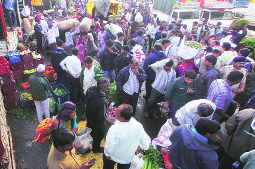 शनिवारची मुलाखत : थेट शेतीमाल विक्रीची योजना व्यापक होईल..